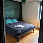 Hébergement de vacances Maison Chaleureuse, Spacieuse Et Familiale *