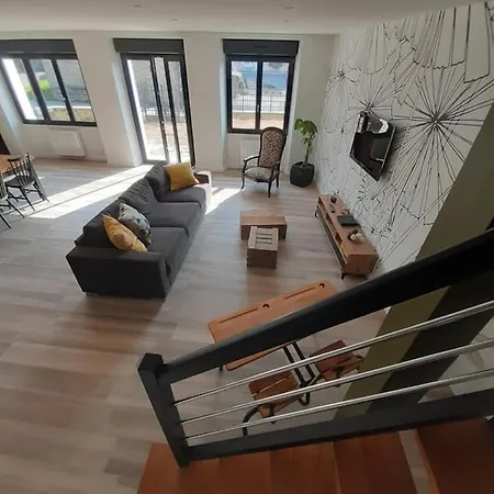 Maison Chaleureuse, Spacieuse Et Familiale Beauvoir (Manche)