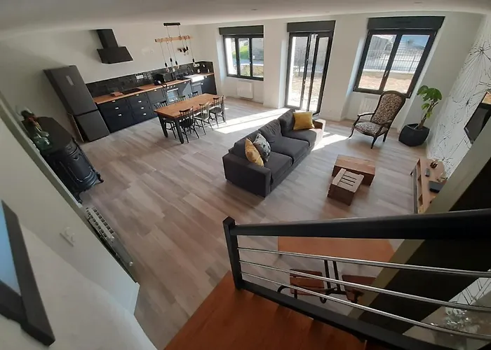 Holiday home Maison Chaleureuse, Spacieuse Et Familiale *