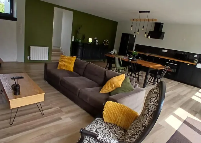 Holiday home Maison Chaleureuse, Spacieuse Et Familiale *